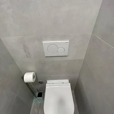 Sleep & Fly Guest house